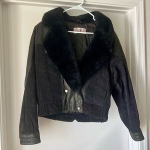 Vintage Black Leather Bomber Jacket with Faux Fur Collar